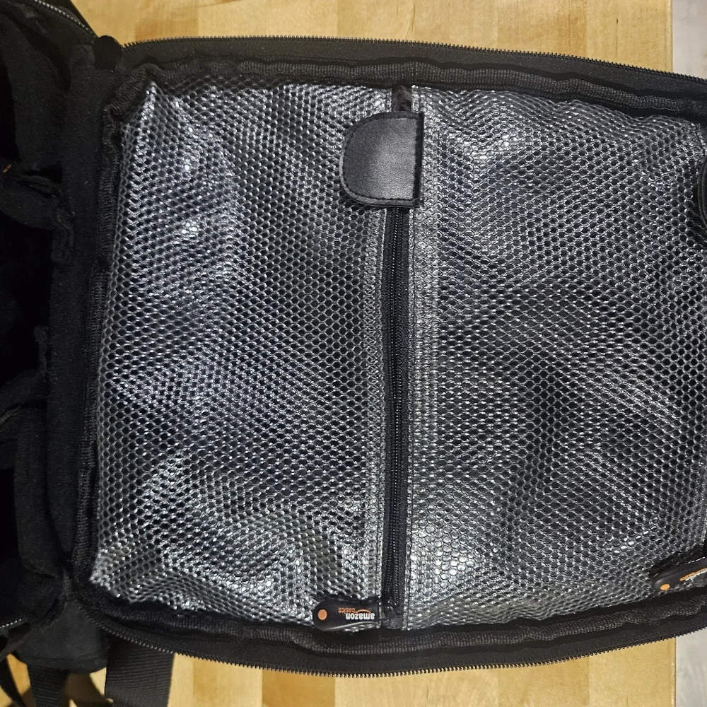 Amazon Basics DLSR SLR Laptop Backpack Cameras and Accessories Black